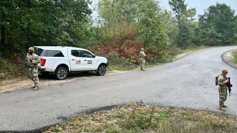 Ushtarët amerikanë të KFOR në veri të Kosovës, vendosen pika kontrolli për automjetet 