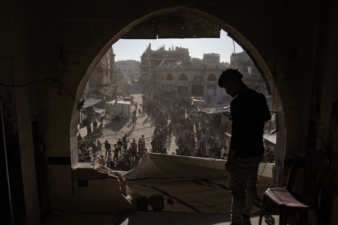 konfliktet ne lindjen e mesme katari terhiqet si pale ndermjetesuese mes hamasit dhe izraelit per te arritur armepushimin ne gaza