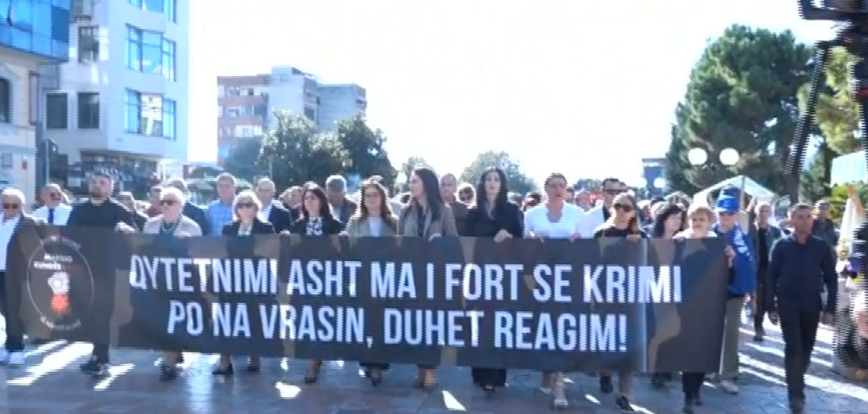 po na vrasin duhet reagim atentati me 3 te vdekur ne dobrac opozita marshim ne shkoder qytetaret proteste kunder krimit