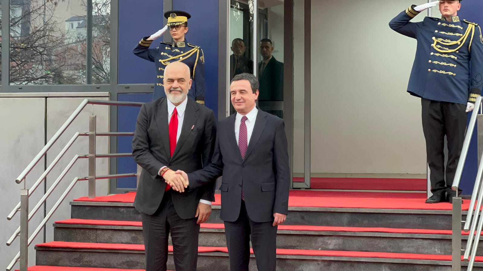 edi rama albin kurti kosove prishtine (4)