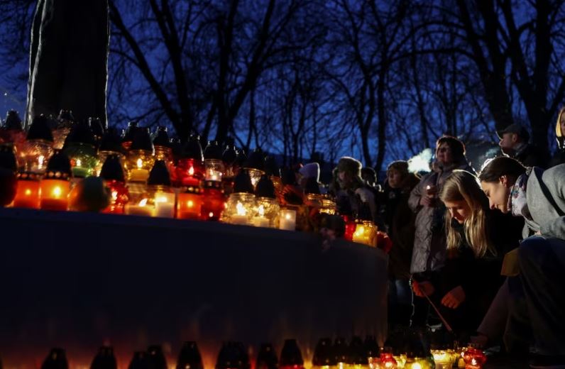 koleksion arti qe kujton urine e madhe qe pllakosi ukrainen nen stalinin