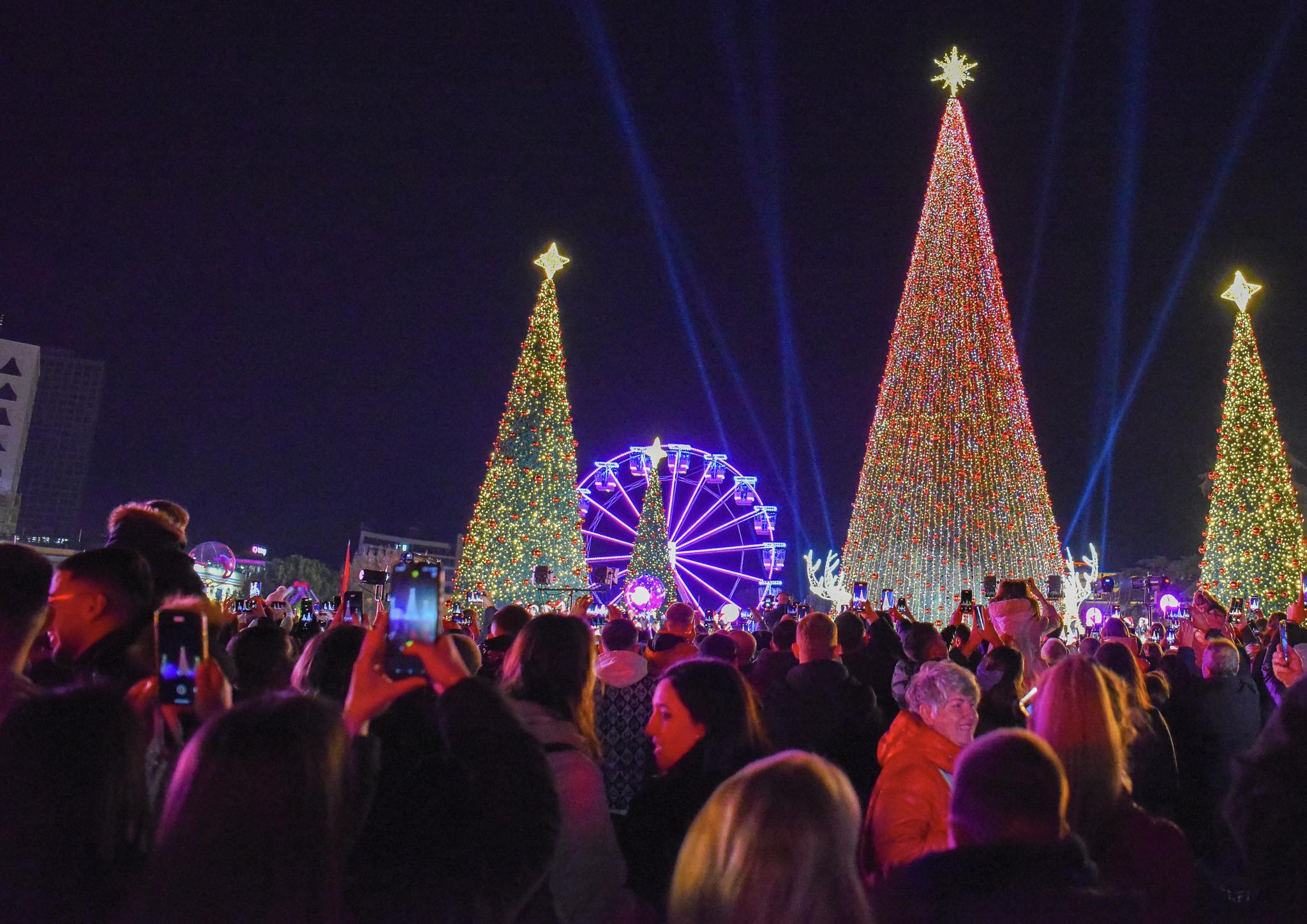 koncerti i fundvitit ne tirane nje ngjarje festive dhe magjike per te gjithe qytetaret