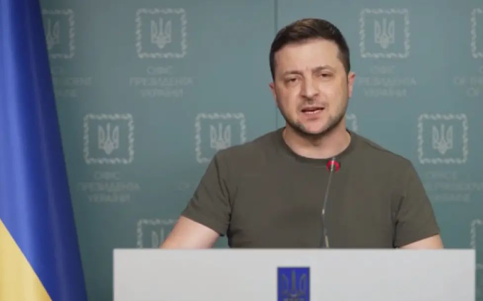 zelensky zgjedhjet ne ukraine mund te mbahen kete vit nese hiqet gjendja e luftes